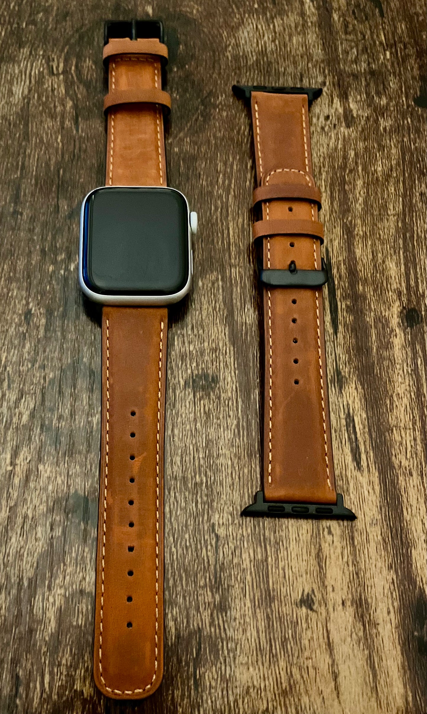 Vintage leather apple band