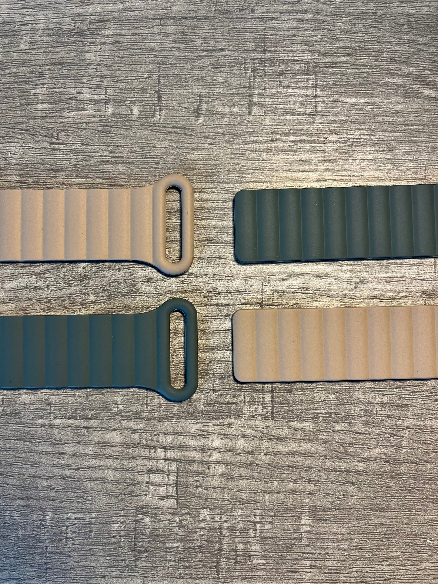 Samsung Galaxy Reversable Magnetic Band - Alpine Green & Khaki